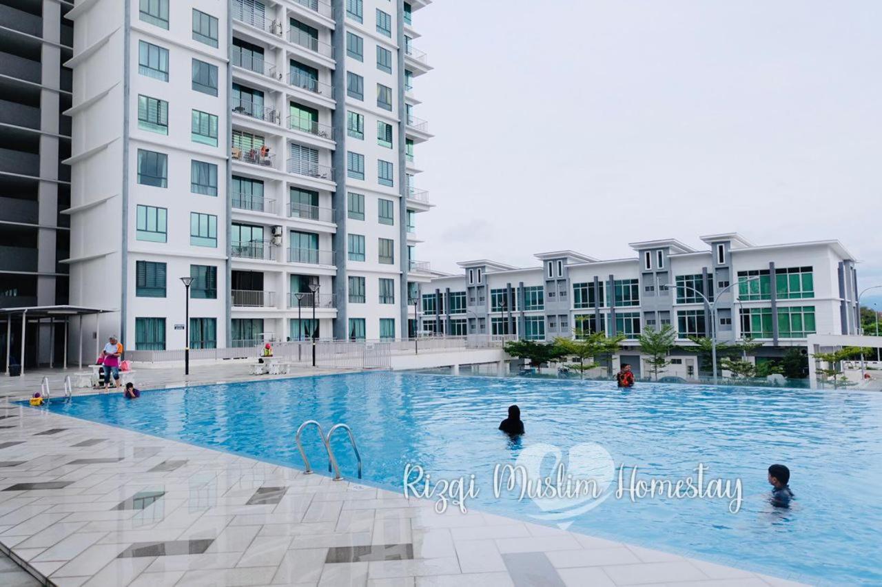 Rizqi Muslim Homestay Meru Casa Kayangan อิโปห์ ภายนอก รูปภาพ