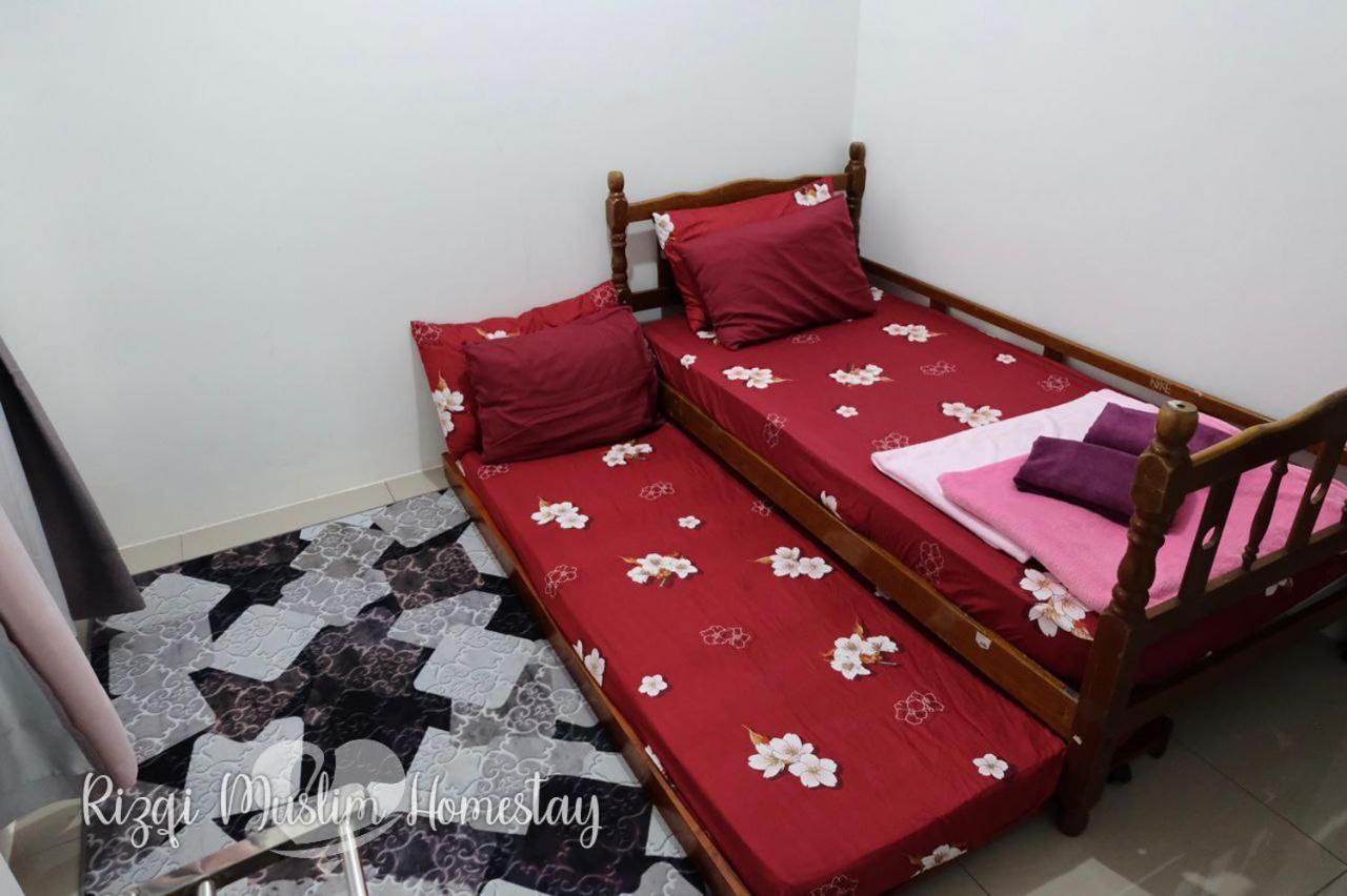 Rizqi Muslim Homestay Meru Casa Kayangan อิโปห์ ภายนอก รูปภาพ