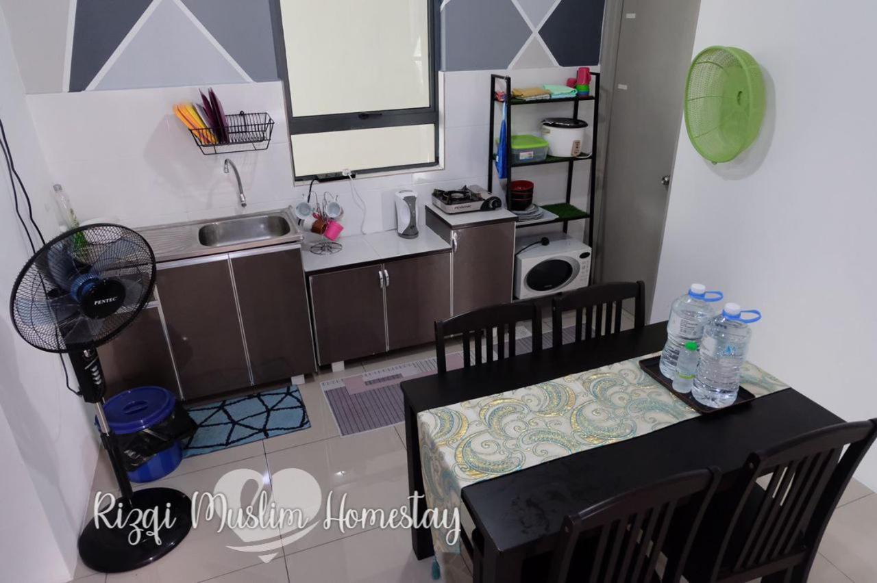 Rizqi Muslim Homestay Meru Casa Kayangan อิโปห์ ภายนอก รูปภาพ