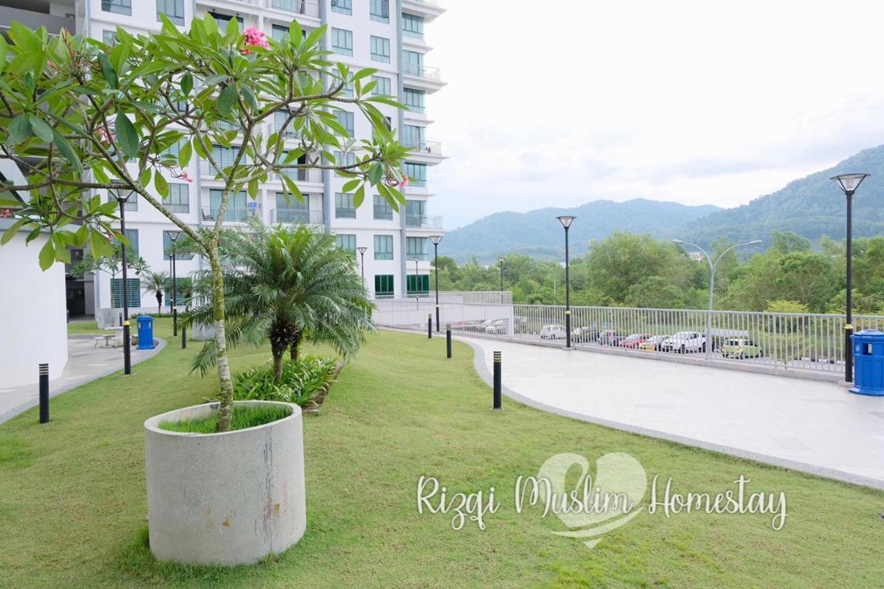 Rizqi Muslim Homestay Meru Casa Kayangan อิโปห์ ภายนอก รูปภาพ